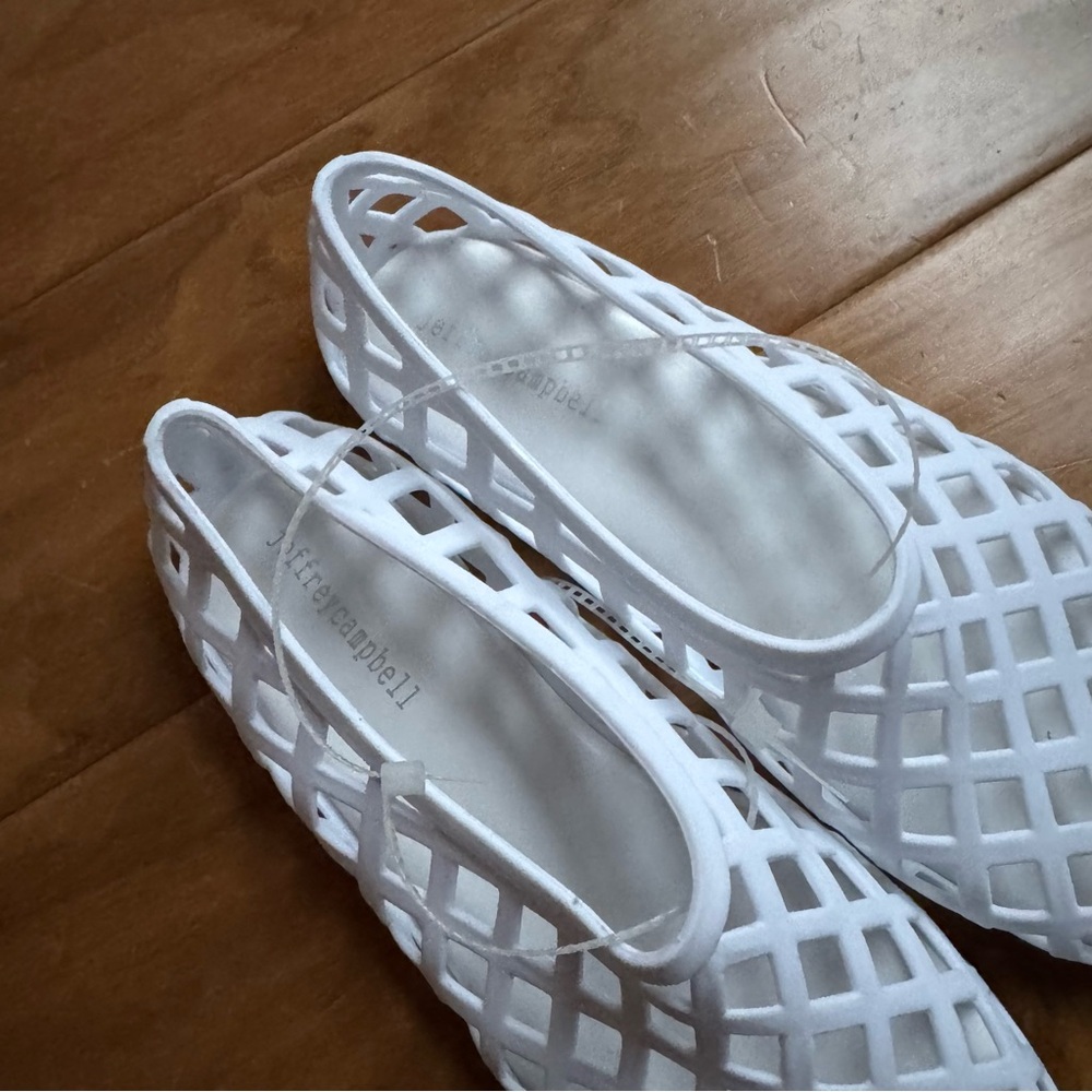 NWT Jeffrey Campbell Jellz Matte Jelly Slip On Flats Sz 8 ( no original box) - Picture 6 of 9
